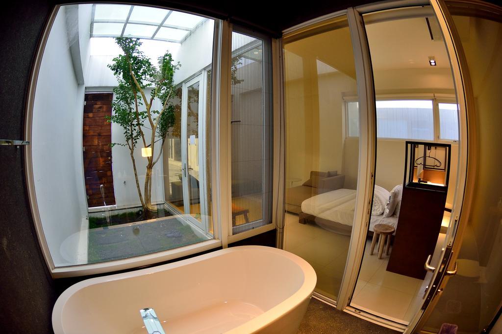 Water House Apartment Yilan Exterior photo